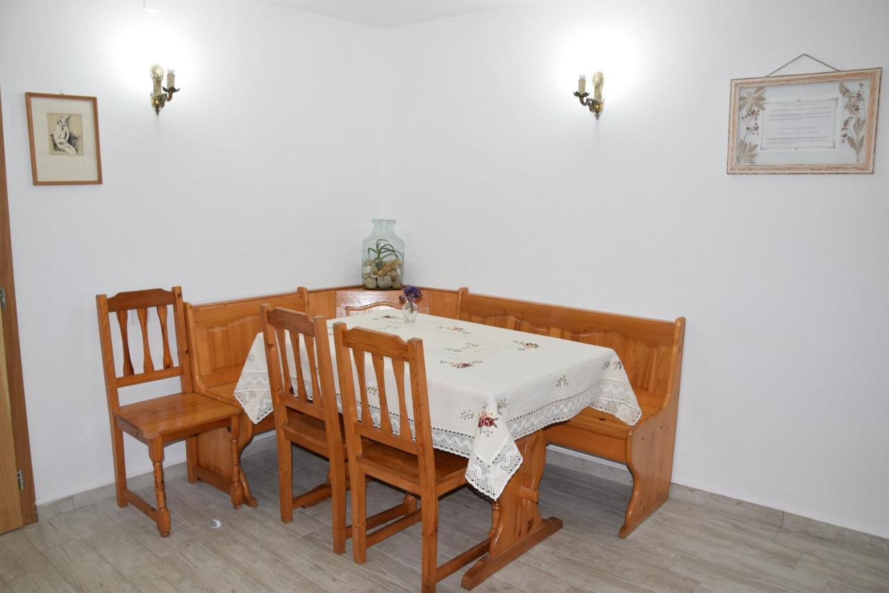 Guest House Astra Arbanasi Exterior foto