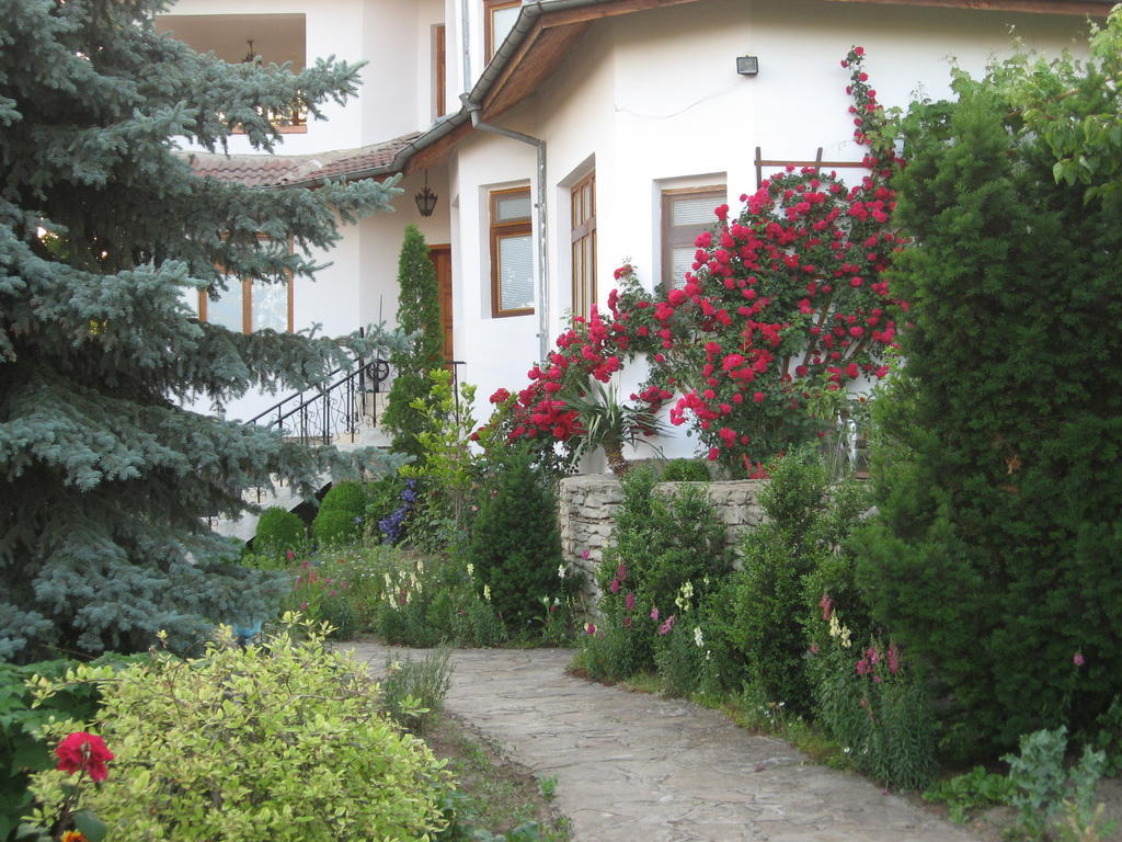 Guest House Astra Arbanasi Habitación foto